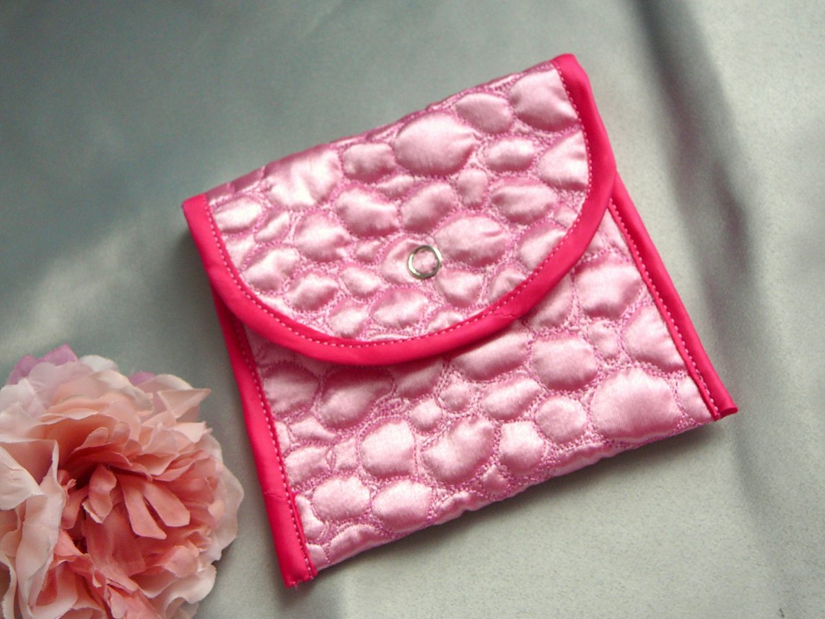 Růžová kapsička.