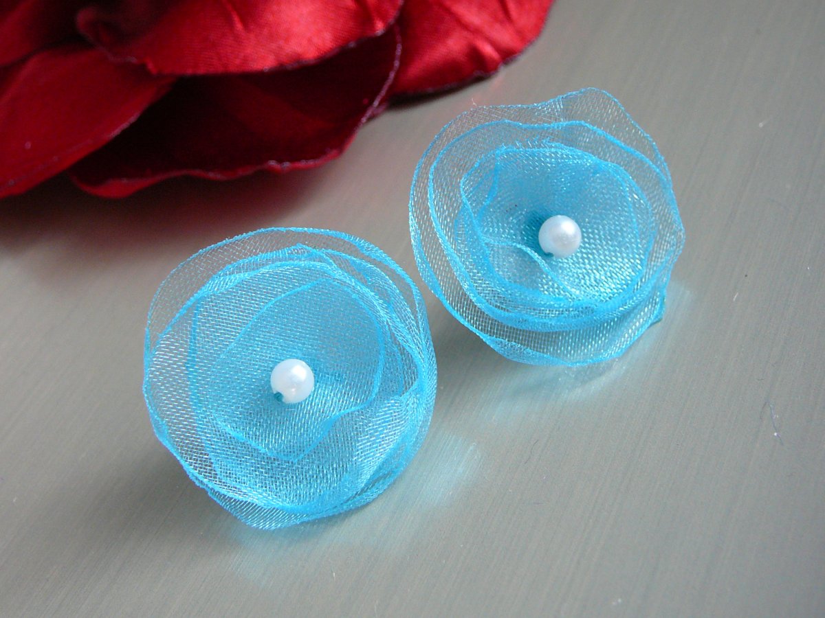 Náušnice tyrkysové květy.