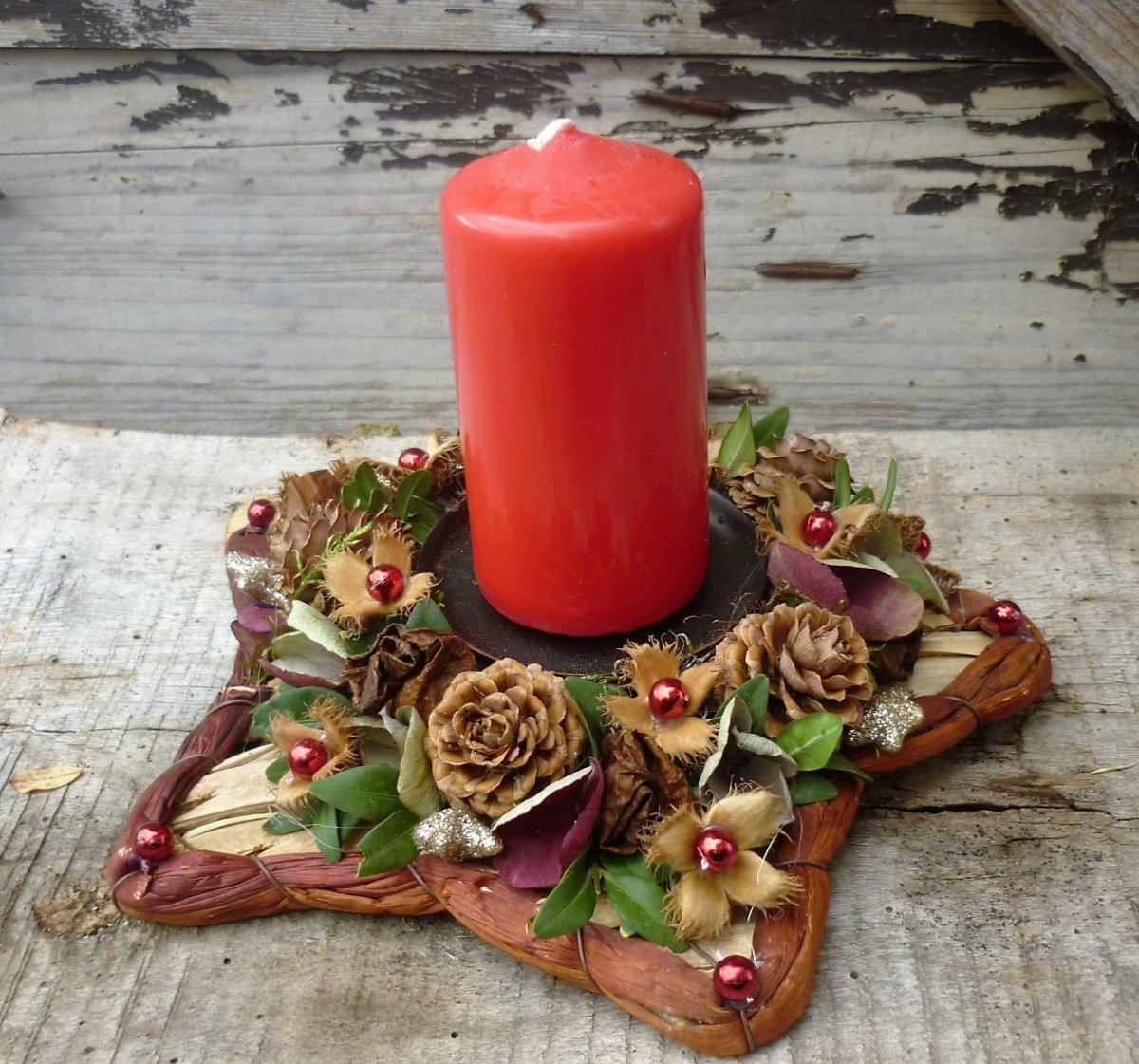 vánoční hvězda - červená