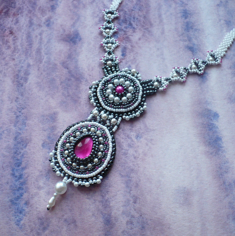 Sada s malinovou slzou