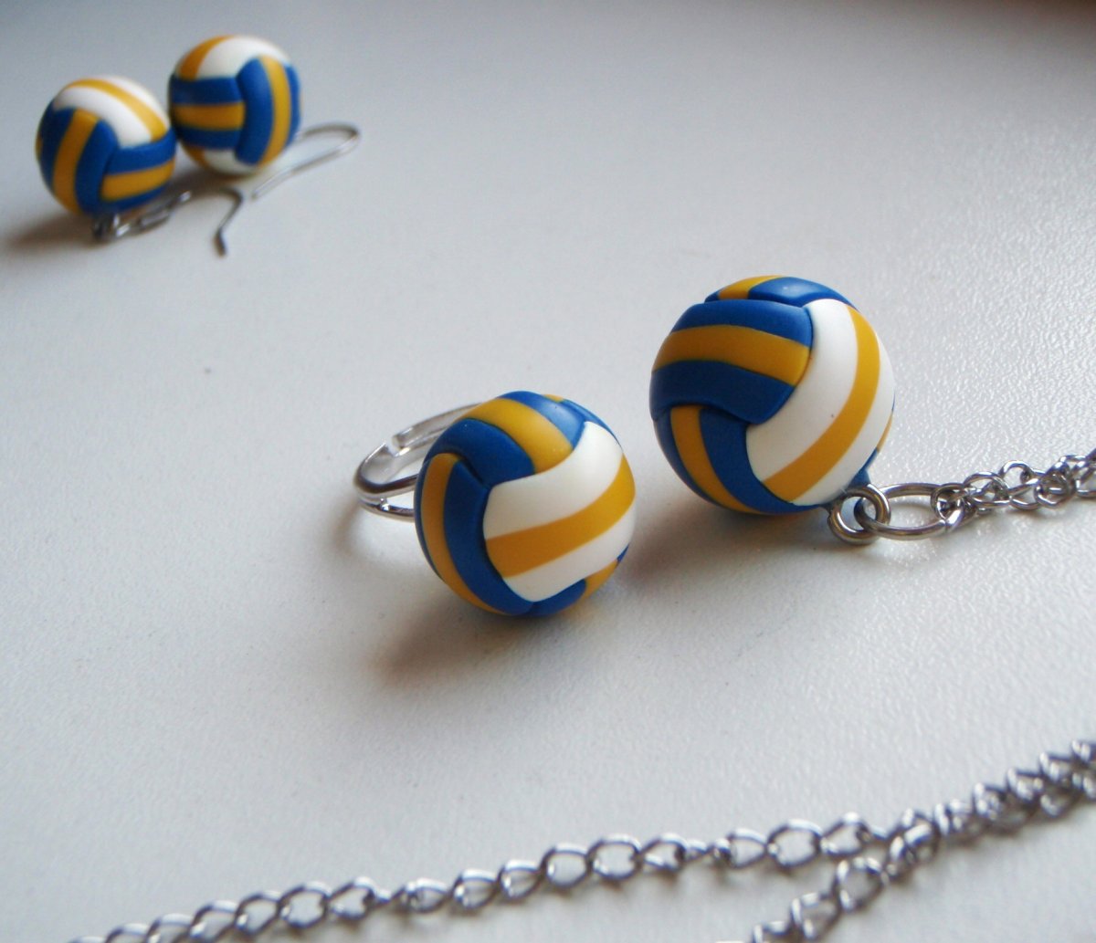 Prstýnek a přívěsek