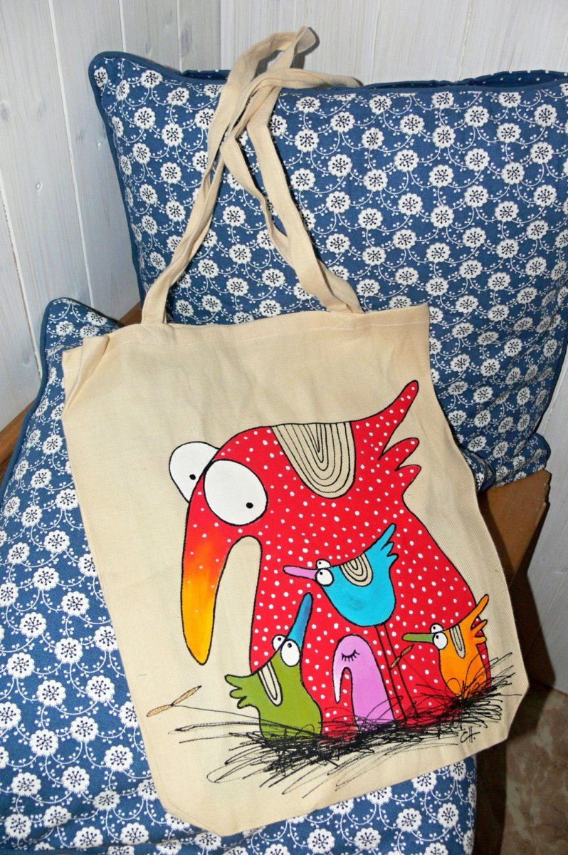 pevná ptačí taška přes rameno