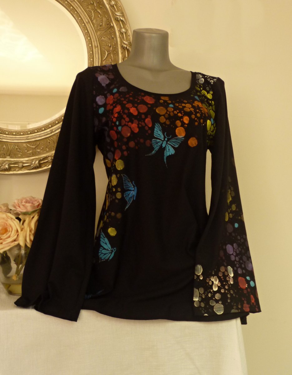 Tunika... i s kapucí. (S,M,L a XL)