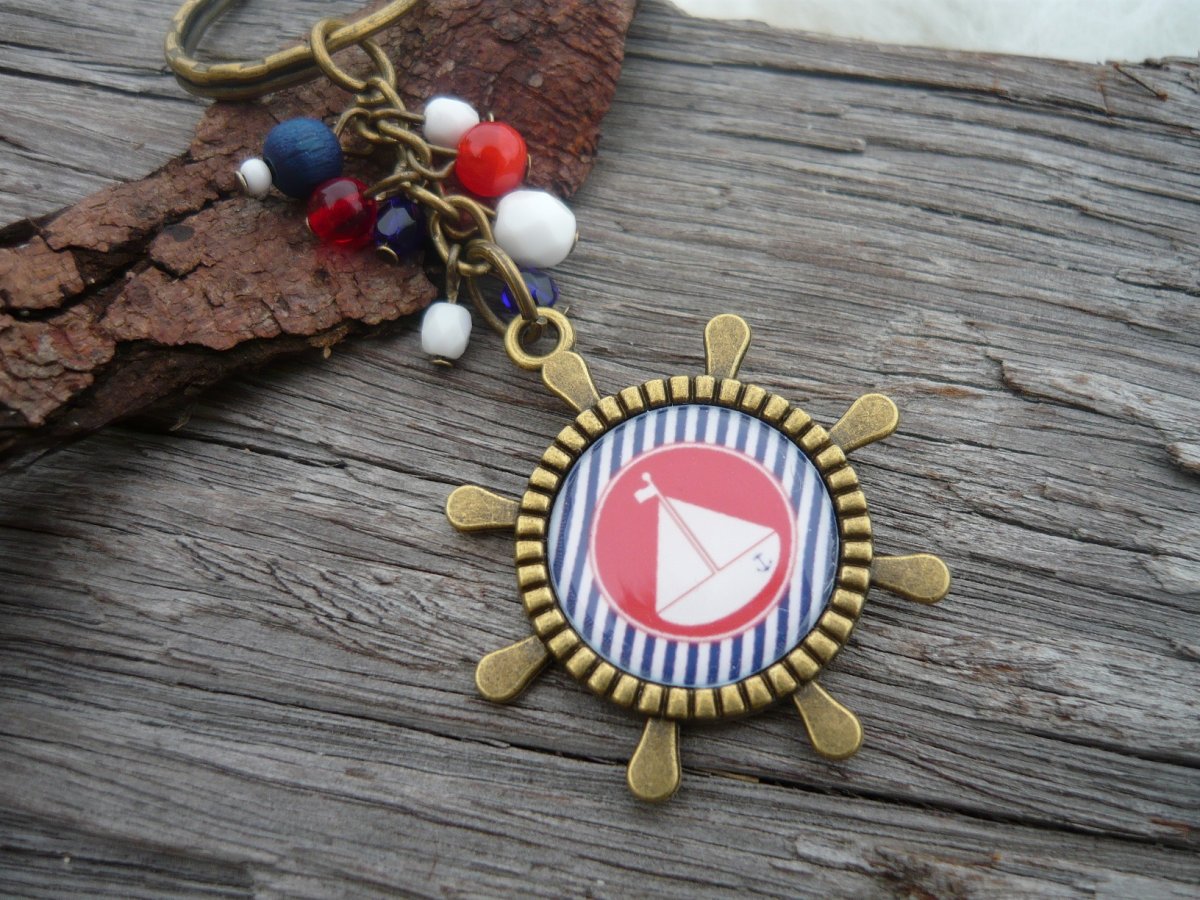 Klíčenka Lodička v proužku