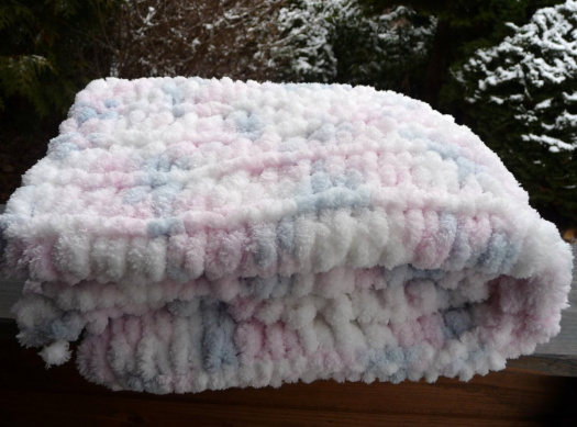 Pletená deka ,pastelově růžová