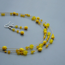 Slunečnicově žlutý náhrdelník s náušnicemi 