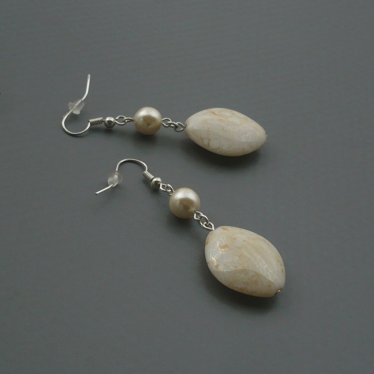Krémové mramorky oválkovité - náušnice