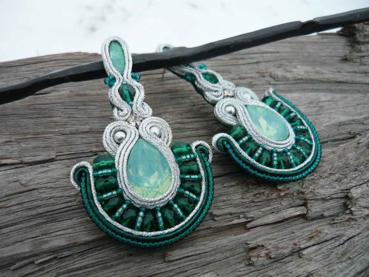 Soutache Náušnice Smaragdovo-stříbrná Elegance