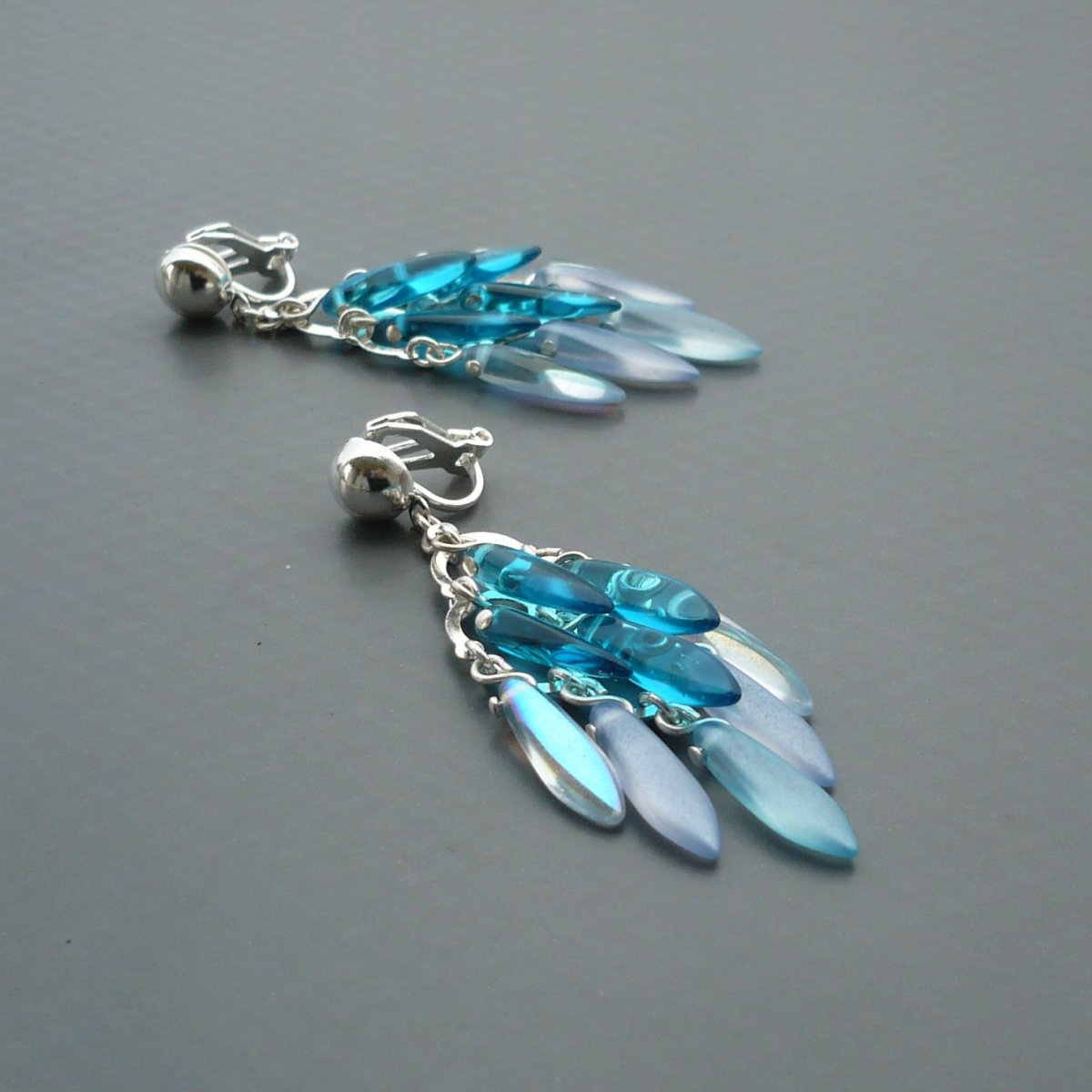 Šmoulí vánek - klipsové náušnice