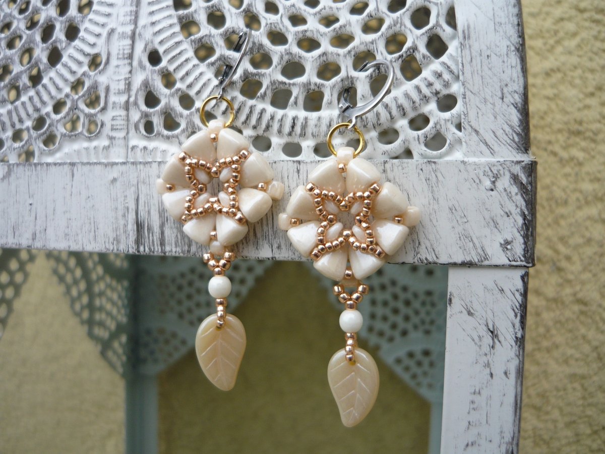 Náušnice Baroque elegant Ivory&Gold