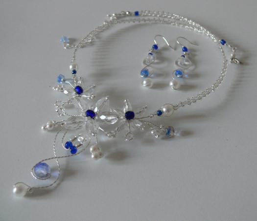náhrdelník-náušnice-královská modř :-)