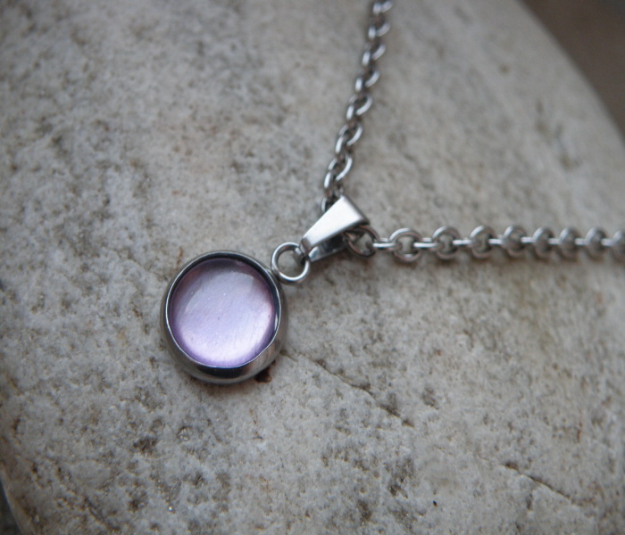 Přívěšek - nerez- fialky