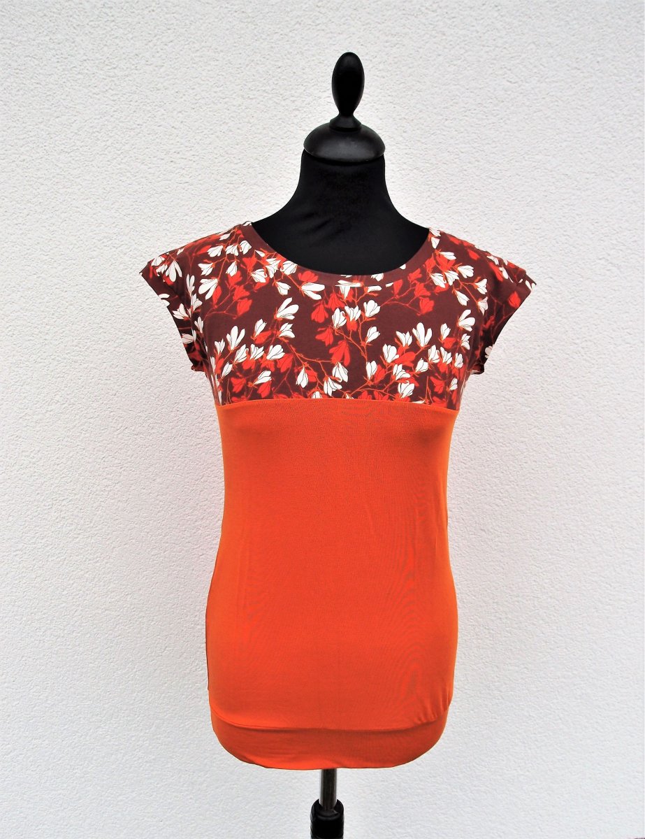 KVĚTY V ORANŽOVÉ (S) - dámské tričko