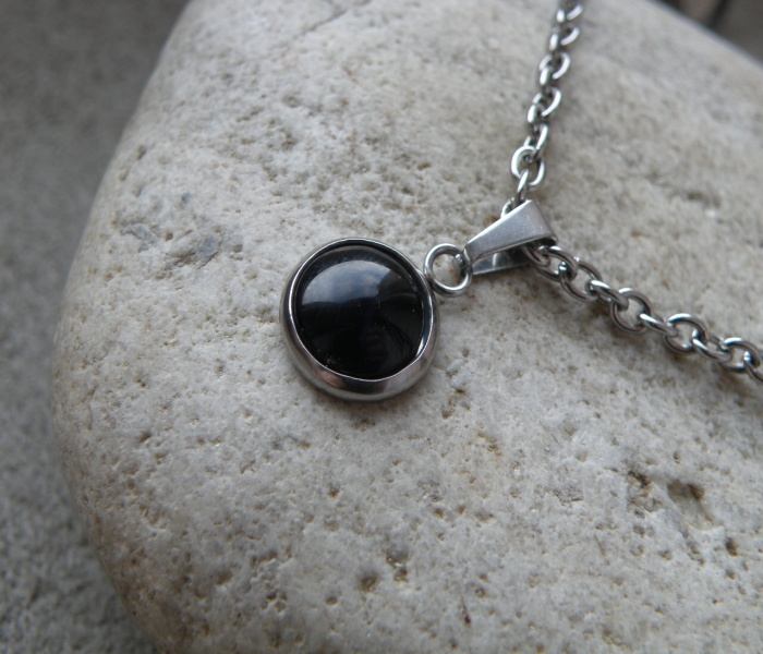 Přívěšek - nerez-noční tma