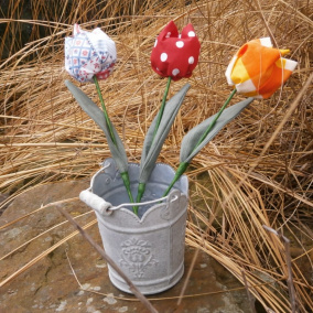 Když jaro přichází a tulipány rozkvétají. č 1024