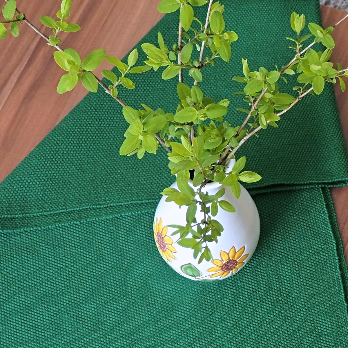 RUČNĚ TKANÝ STŘEDOVÝ UBRUS - PROSTÍRÁNÍ