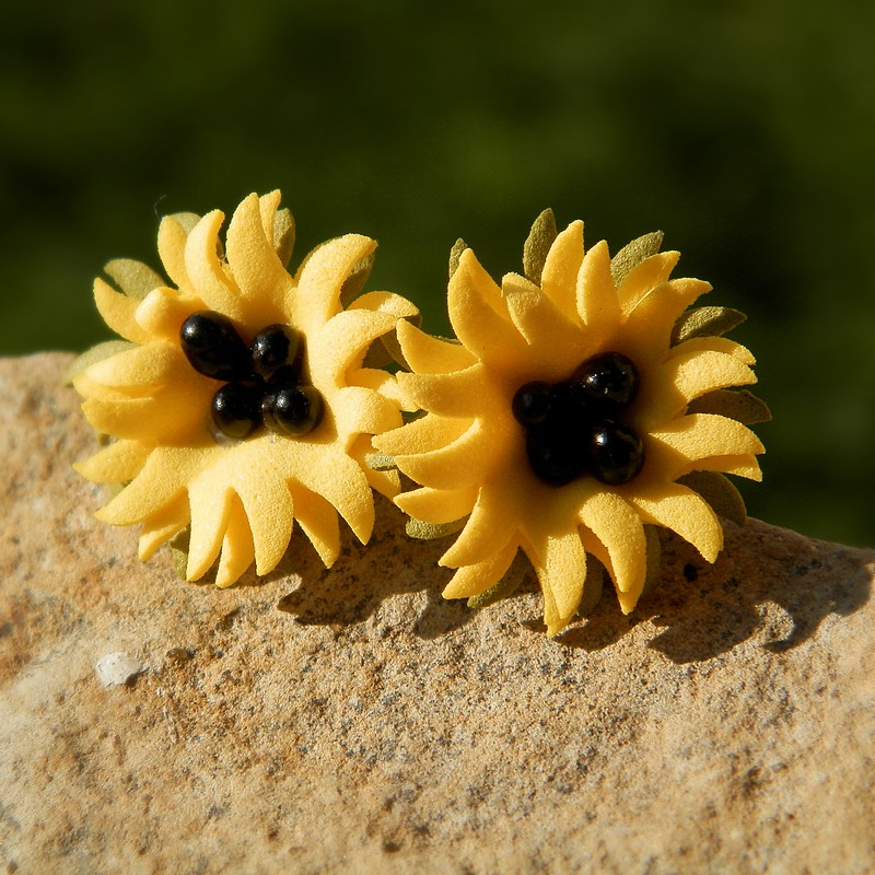 Květinové náušničky