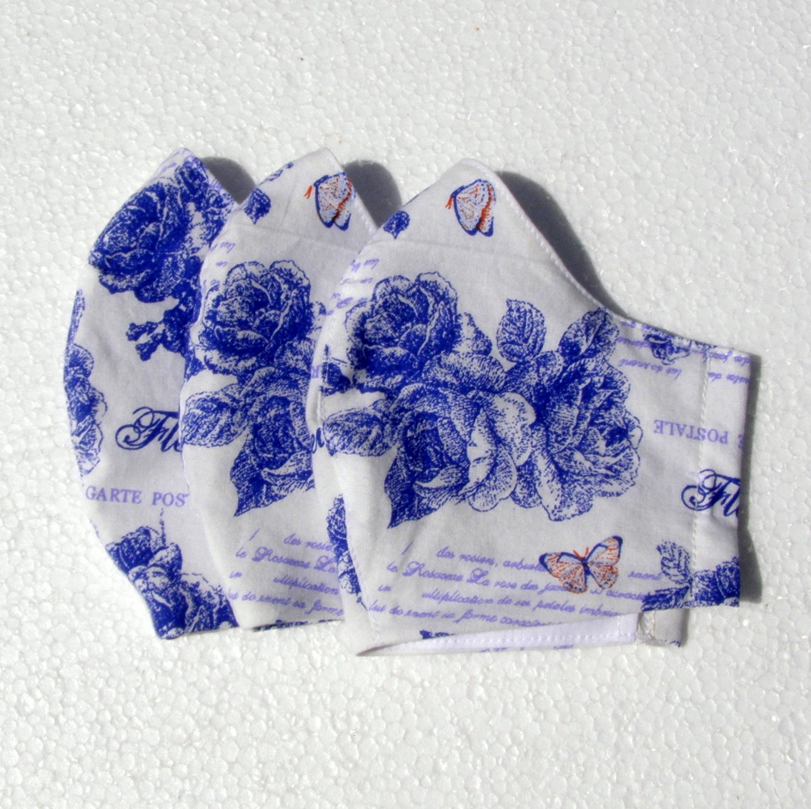 Rouška tvarovaná, dvouvrstvá s kapsou 