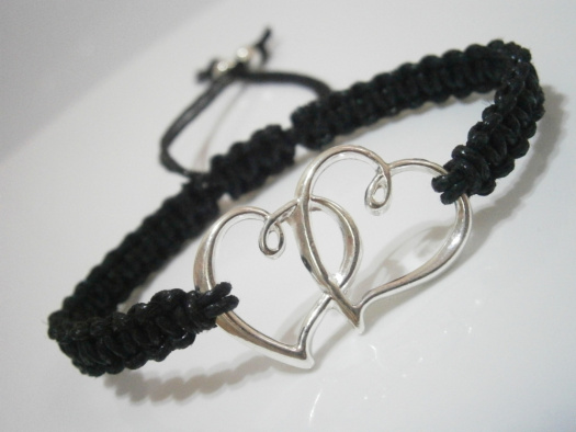 "Dvojsrdíčko" - náramek - černý (macramé)