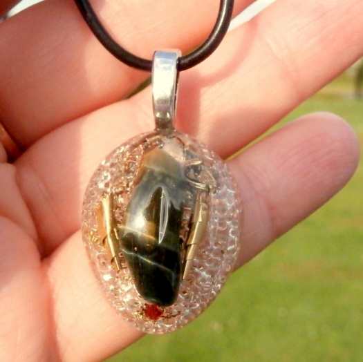 Orgonit, *Sokolí oko oříšek*, Oř 2