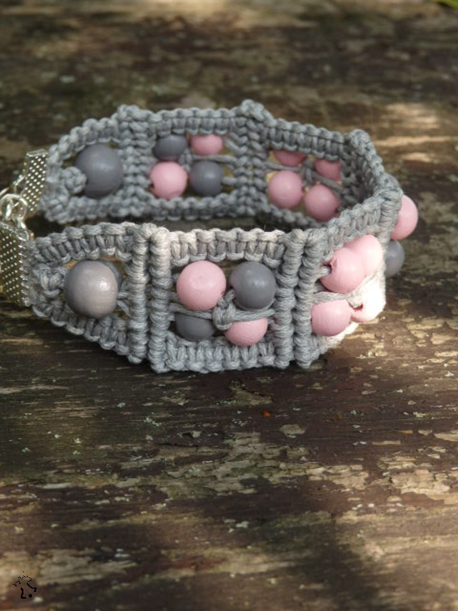 Holubí drhaný náramek s růžovými korálky