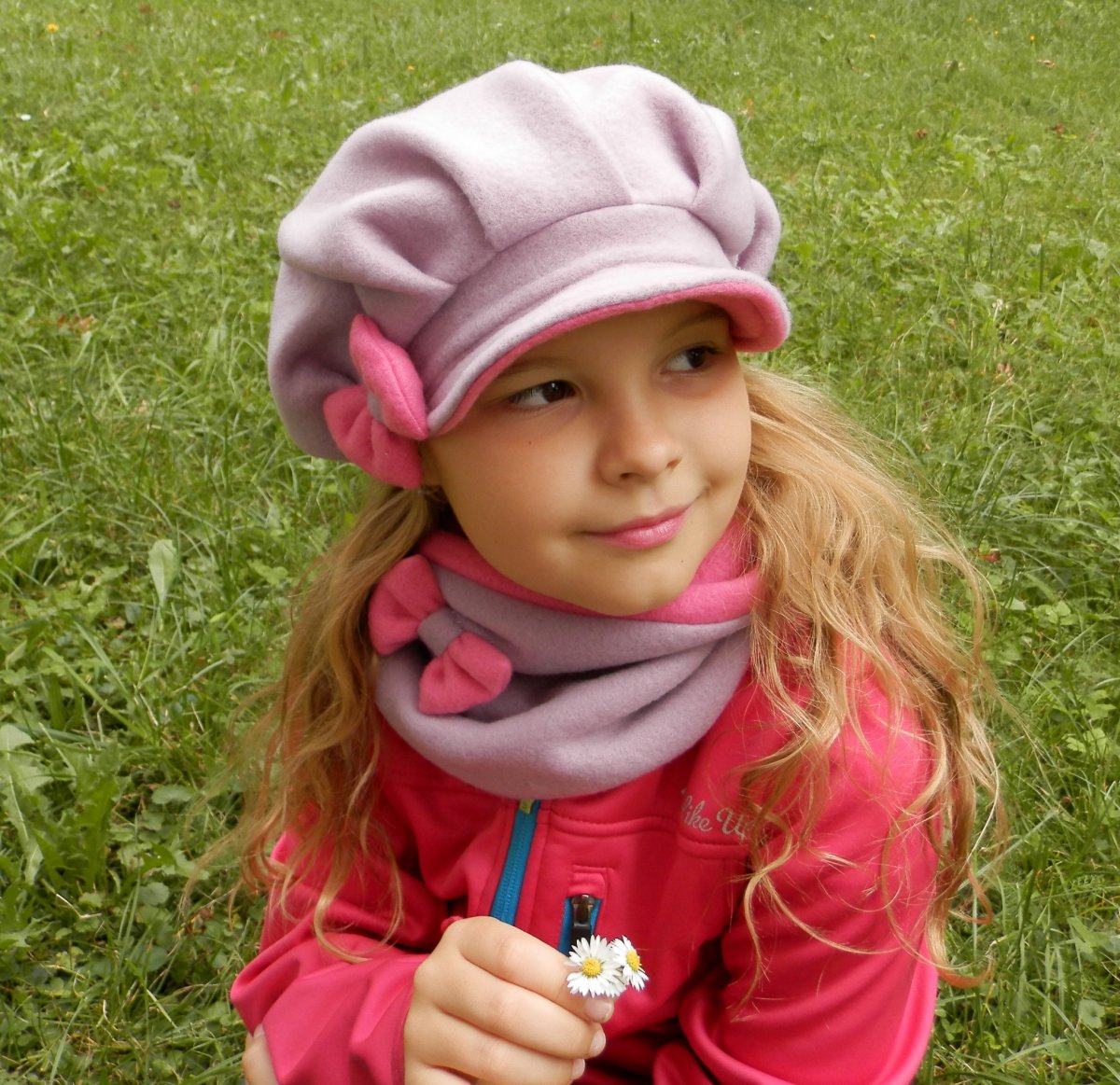 čepice ,BEKOVKA,KŠILTOVKA  fialová sv.+růžová mašle