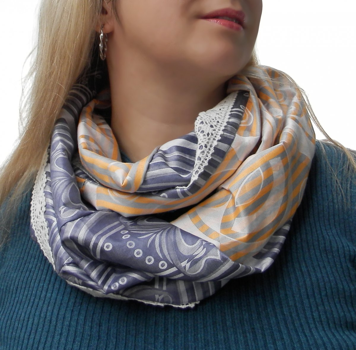 nákrčník,tunel fialovo oranžovo šedý s krajkou