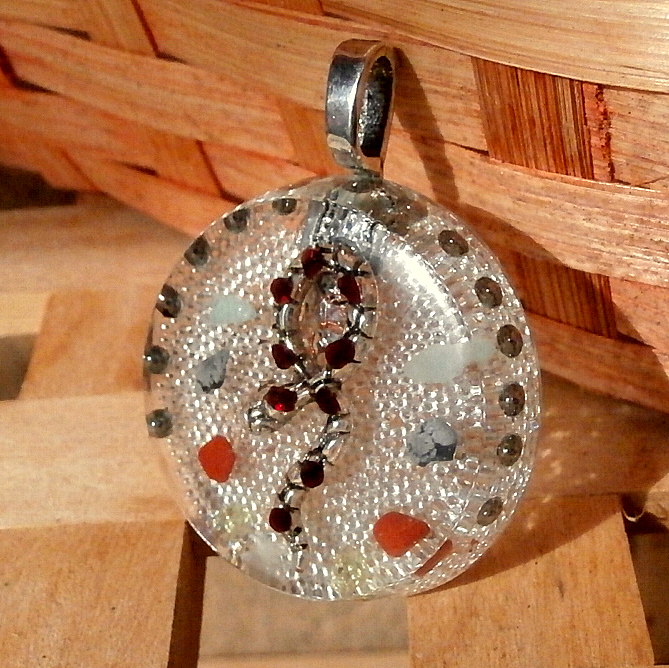 ORGONIT *Hadí síla*, 1