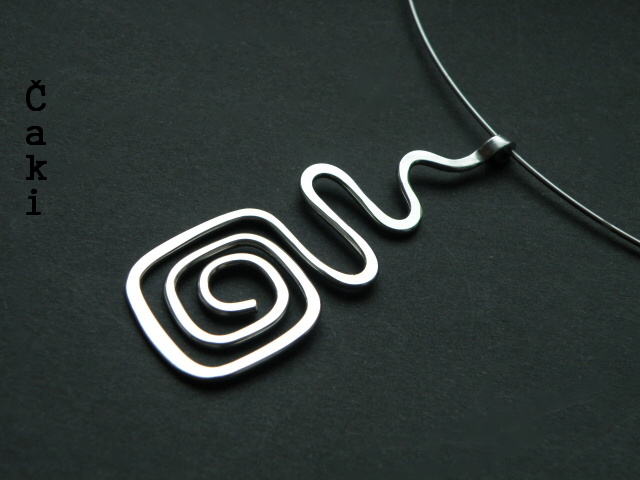 Kovaná spirála z nerezu