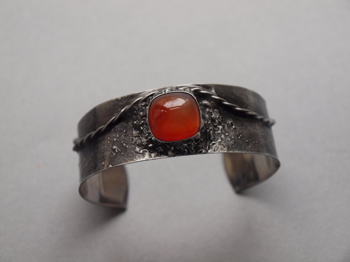 Slunce na zápěstí