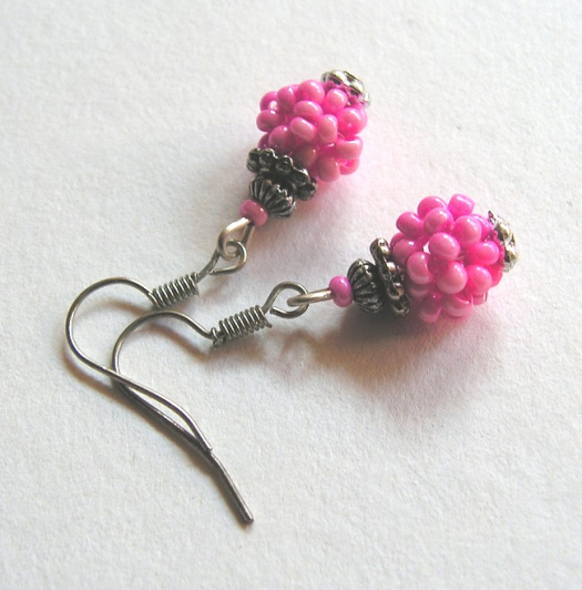 Náušnice s růžovými kuličkami   (NA0410)