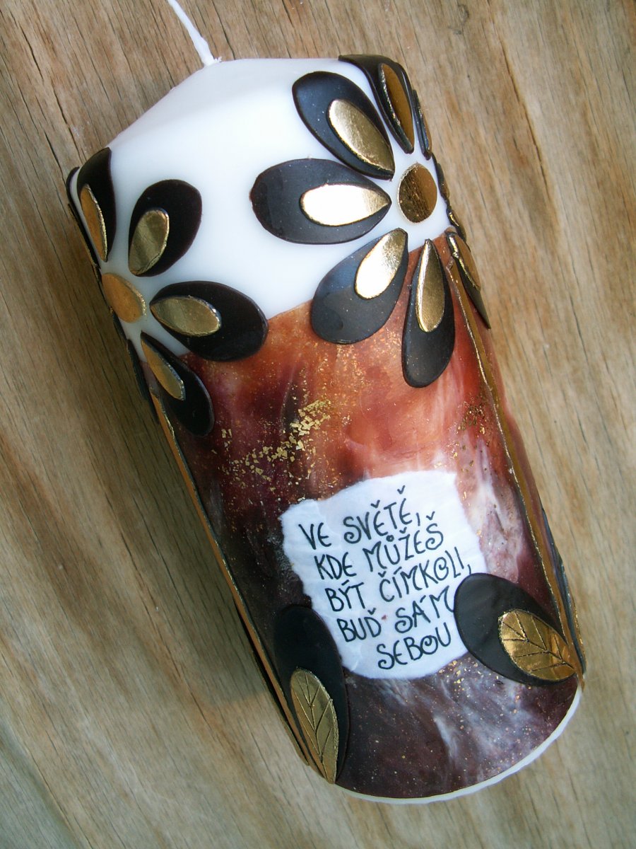 Ve světě, kde můžeš být čímkoli, buď sám sebou (15 cm)