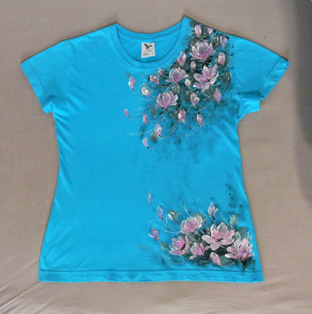 Ručně malované tričko-tyrkys Magnolie
