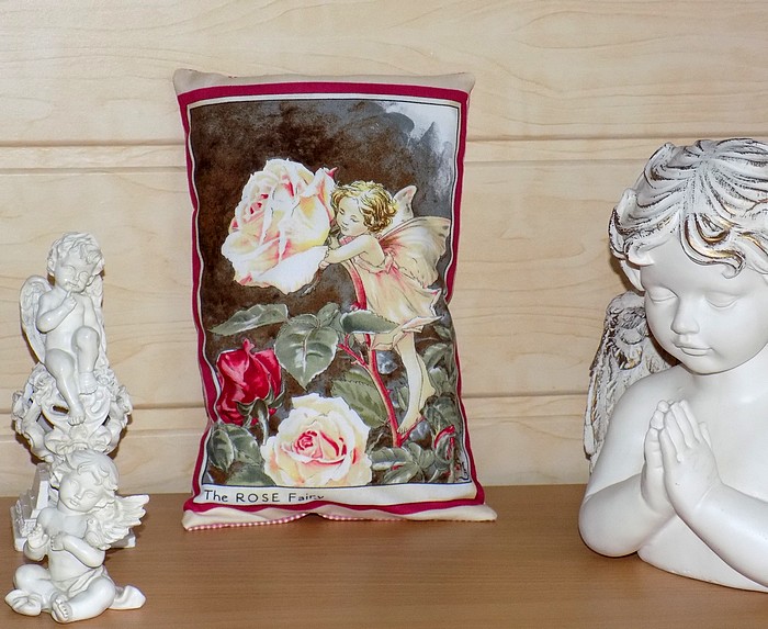 Polštářek plněný pohankovými slupkami