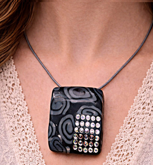 Přívěsek na krk 07 - FIMO