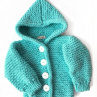 Tyrkysový dětský kabátek s kapucí ručně pletený