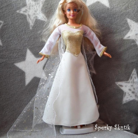 SA0175 - Šaty s vlečkou pro Barbie
