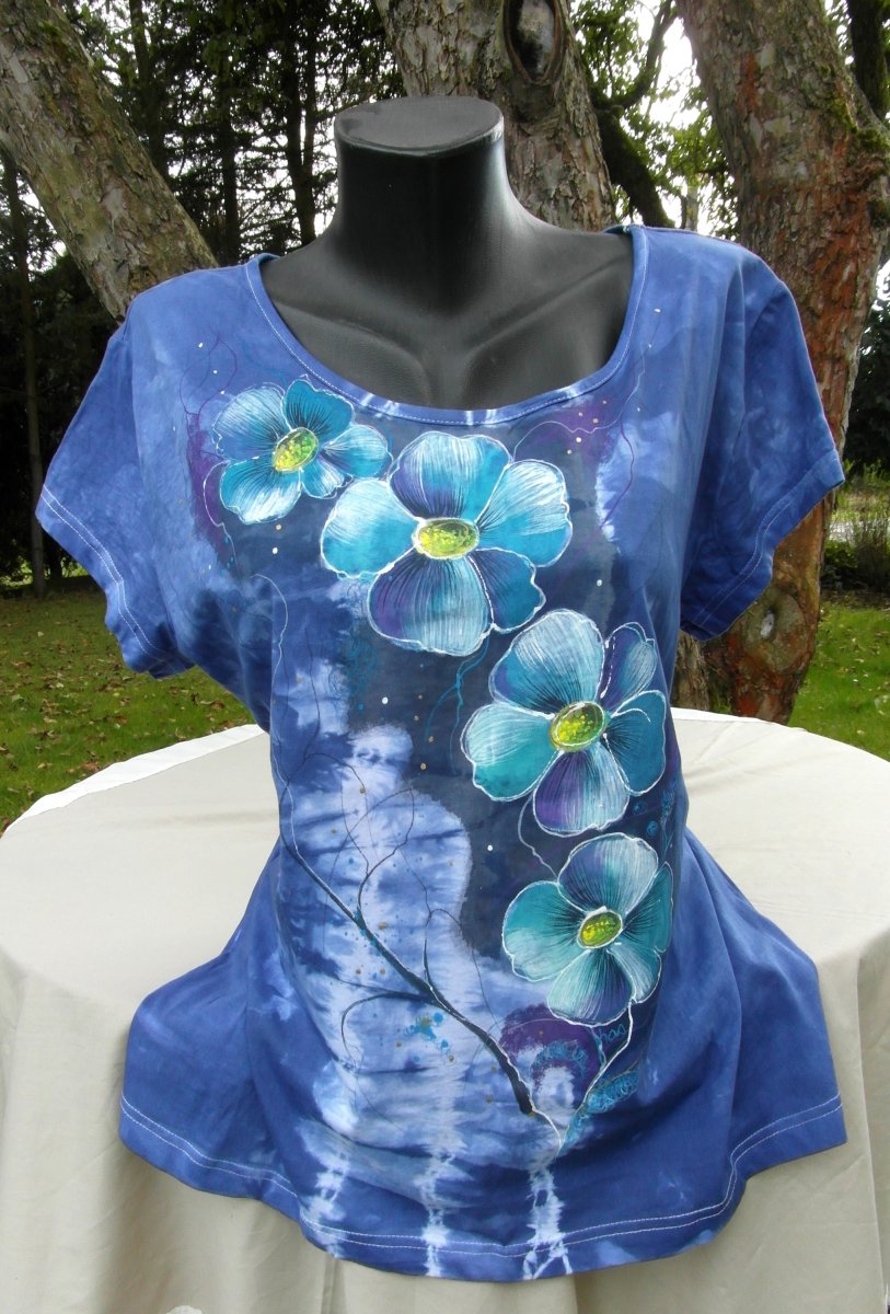 Modré tričko s květinkami XXL-ručně malované
