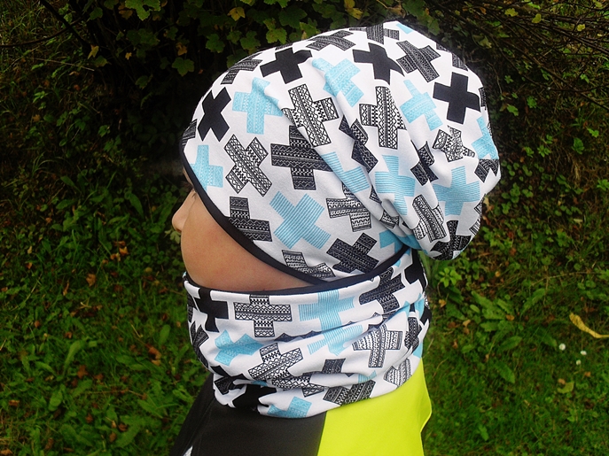 Souprava čepice s nákrčníkem