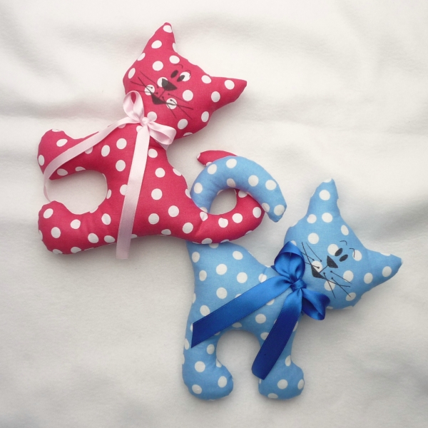 Kočičí DVOJČÁTKA puntíkatá