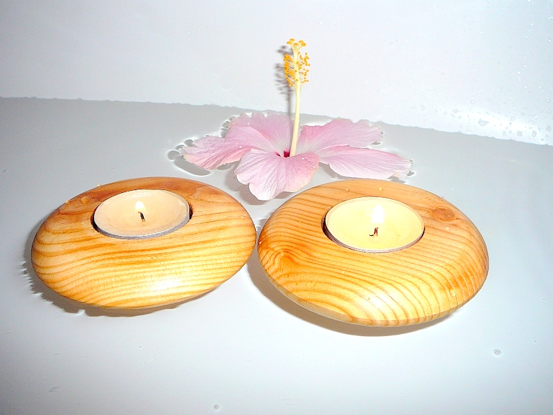 plovoucí svícen 04 - modřín