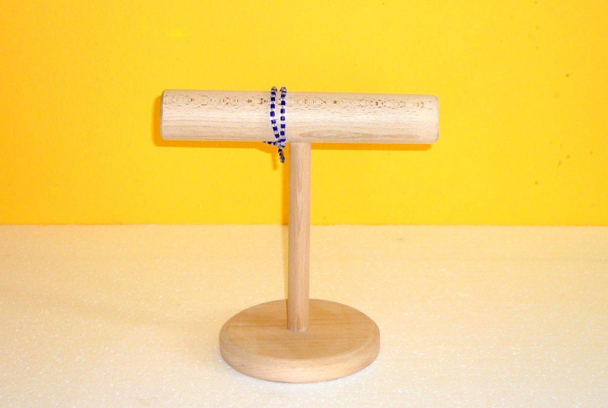 Stojánek na náramky 2 - buk 