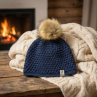 Ručně háčkovaná čepice Stone Washed II s kožešinovou bambulí – Různé varianty