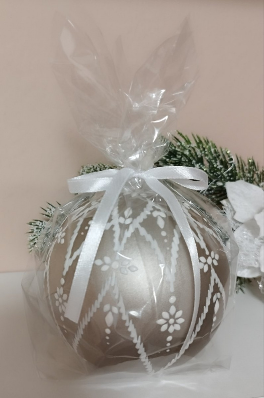 Svíčka ručně zdobená