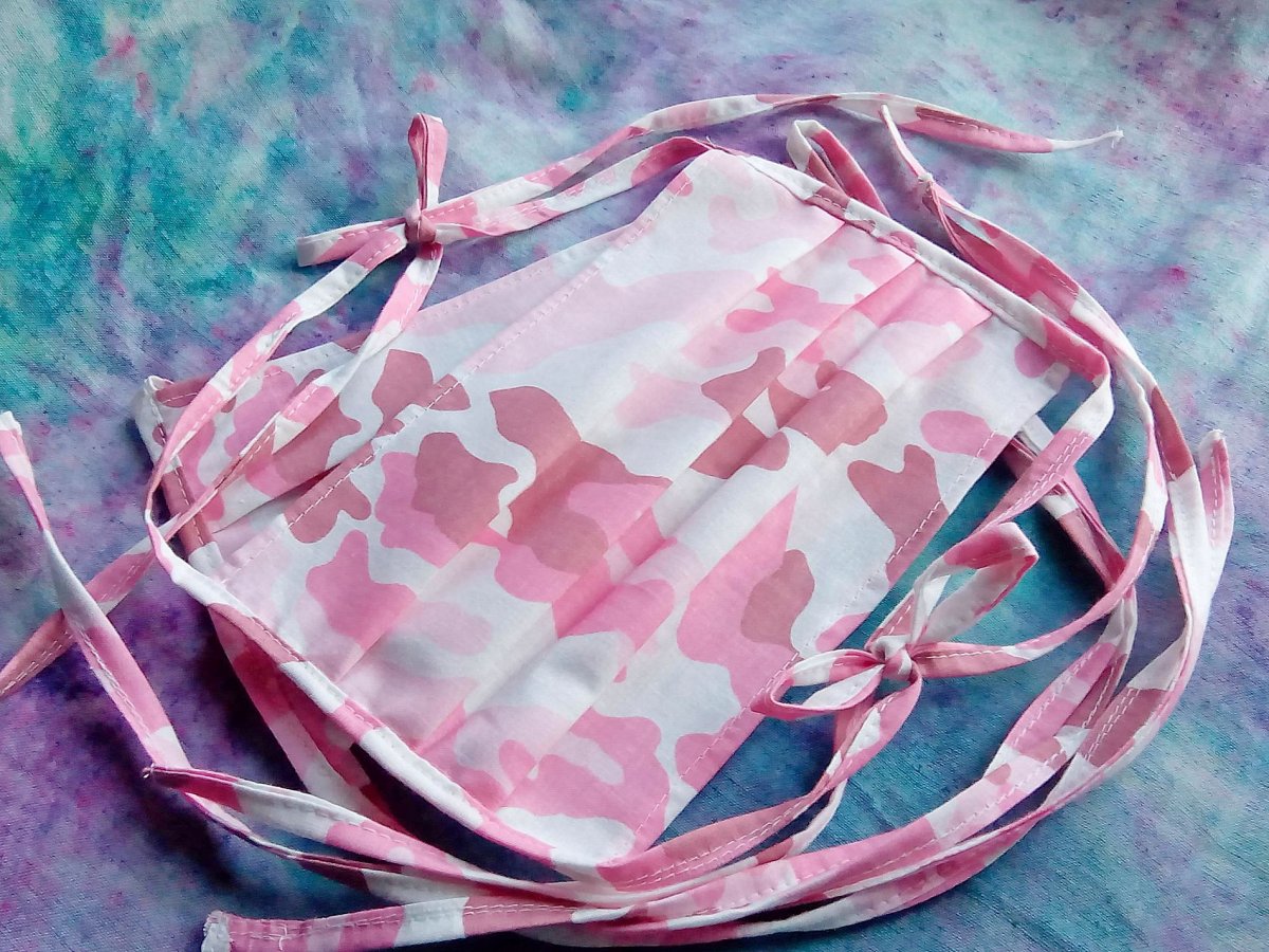 ZBRUSU NOVÁ MASKÁČOVÁ