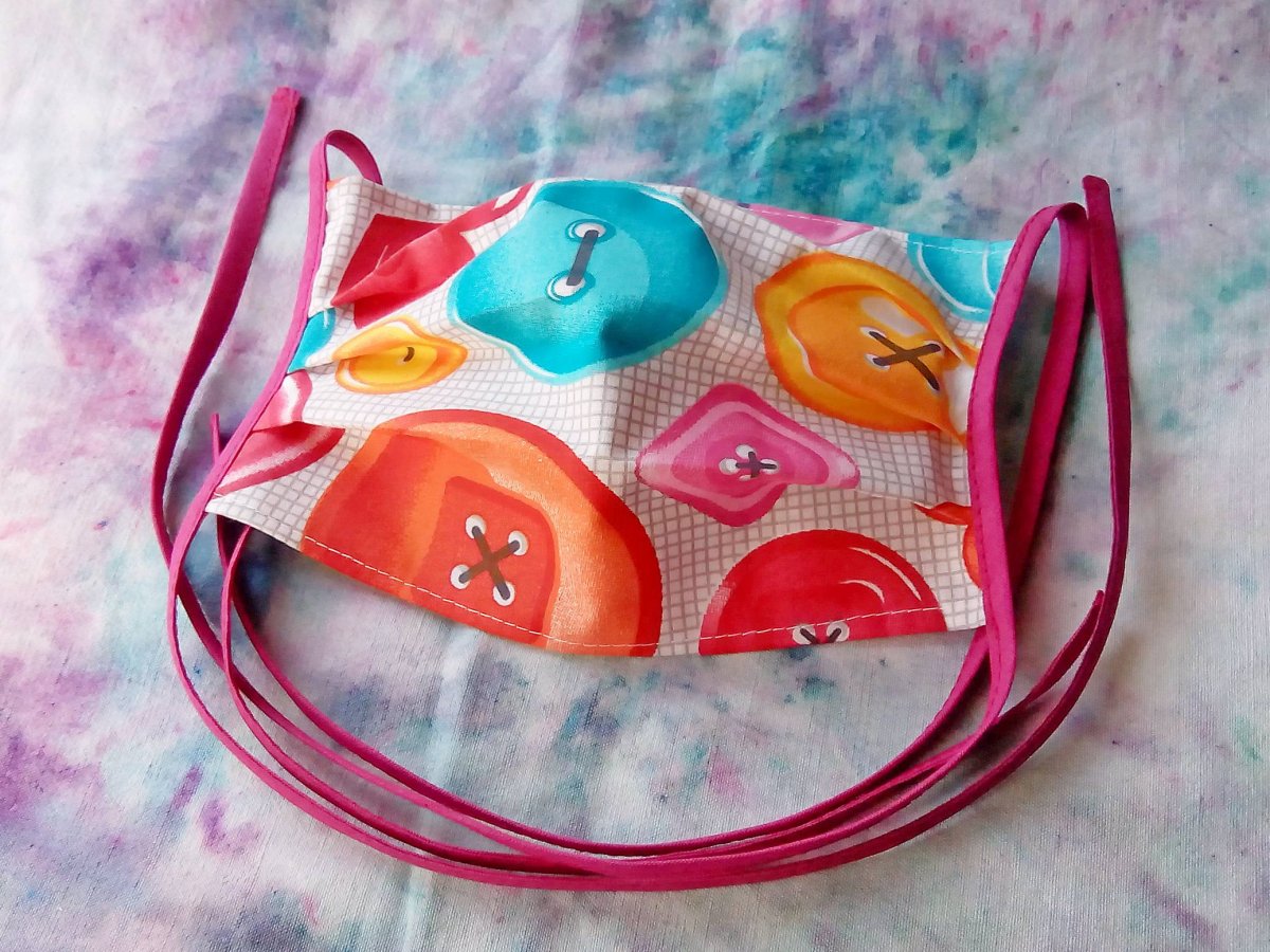 VESELÉ KNOFLÍČKY #02