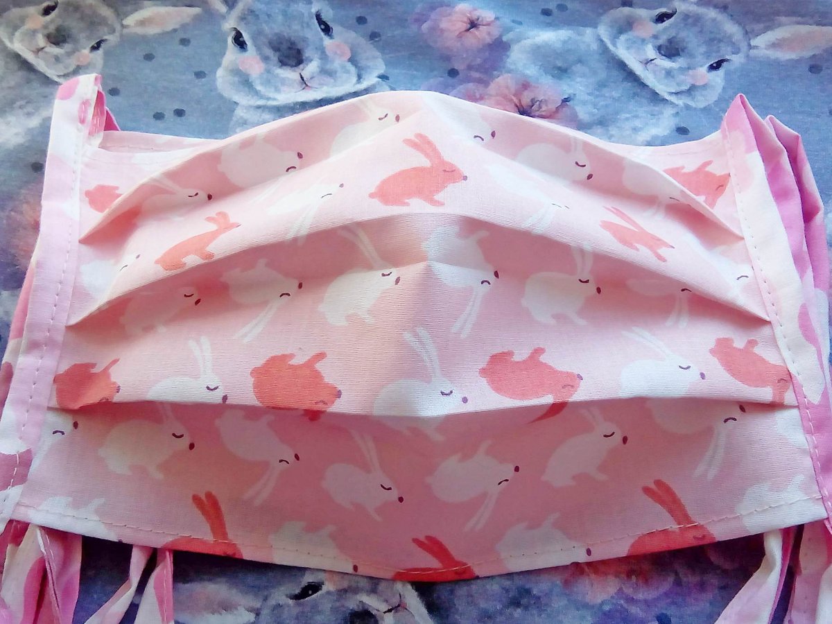 RŮŽOVÁ S KRÁLÍČKY