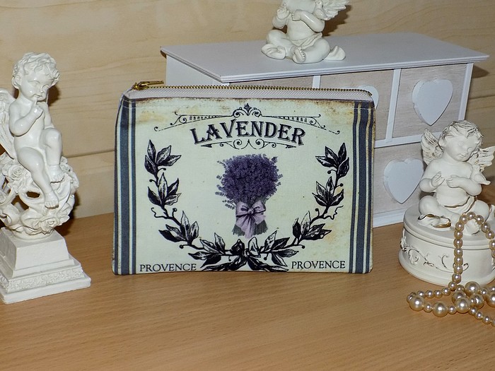 Kosmetická taštička v provensálském stylu