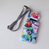 Kabelka na mobil crossbody - pejsek s kšiltovkou