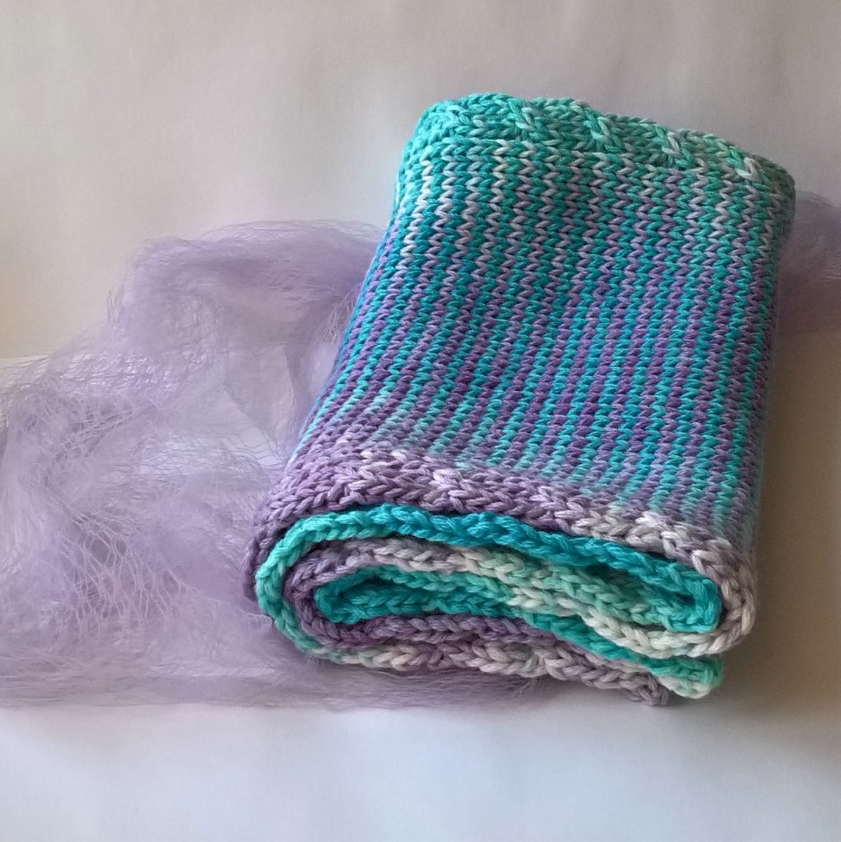 Něžné pomněnky - nákrčník z merina